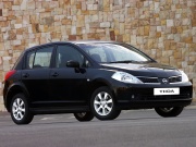 Nissan Tiida 1.6 AT 2010