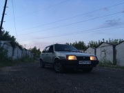 ВАЗ (Lada) 2109 1.5 MT 2003 ВАЗ (Lada) 2109 1.5 MT 2003