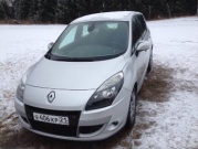 Renault Scenic 1.6 MT 2011