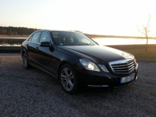 Mercedes-Benz E-Класс E 220 CDI BlueEfficiency AT 2010 Mercedes-Benz E-Класс E 220 CDI BlueEfficiency AT 2010