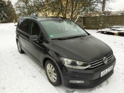 Volkswagen Touran 1.3 MT 2016 Volkswagen Touran 1.3 MT 2016