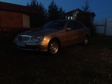 Mercedes-Benz E-Класс E 200 CDI 5G-Tronic 2004 Mercedes-Benz E-Класс E 200 CDI 5G-Tronic 2004