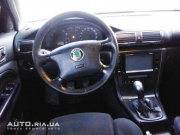 Skoda Superb 2.0 MT 2002