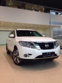 Nissan Pathfinder 3.5 Xtronic AWD 2014 Nissan Pathfinder 3.5 Xtronic AWD 2014