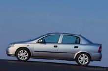 Opel Astra 1.4 MT 2006