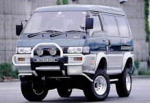 Mitsubishi Delica 2.5 TD MT 1997 Mitsubishi Delica 2.5 TD MT 1997