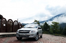 ВАЗ (Lada) Granta 1.6 AT 16кл 2012 ВАЗ (Lada) Granta 1.6 AT 16кл 2012
