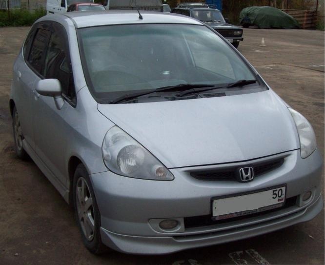 Технические характеристики Honda Fit (Хонда Фит) 1.3 CVT 2001-2007