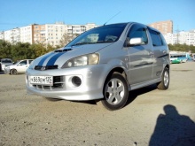Daihatsu YRV 1.3 Turbo AT 4WD 2000