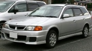Nissan Wingroad 1.5 AT 2001