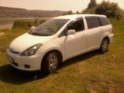 Toyota Wish 1.8 AT 4WD 2004