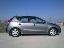Hyundai i30 1.6 CRDi AT 2011 Hyundai i30 1.6 CRDi AT 2011