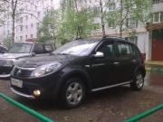 Renault Sandero 1.6 MT 2011